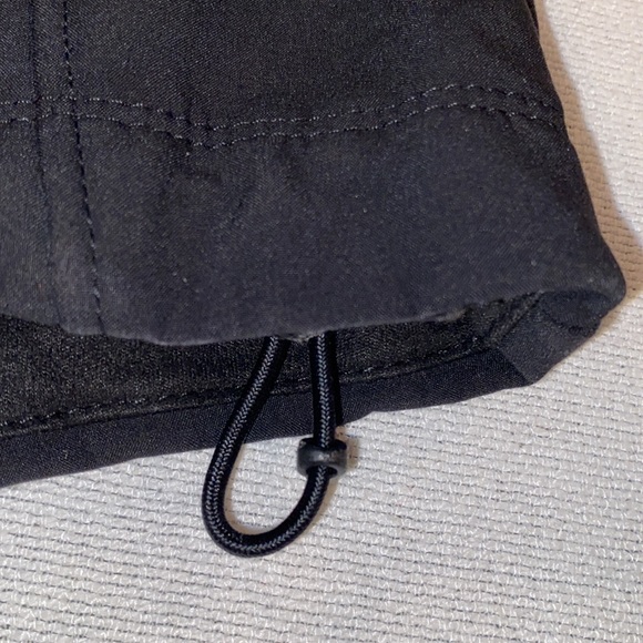 The North Face women’s black full zip long sleeve jacket size medium - Picture 7 of 9